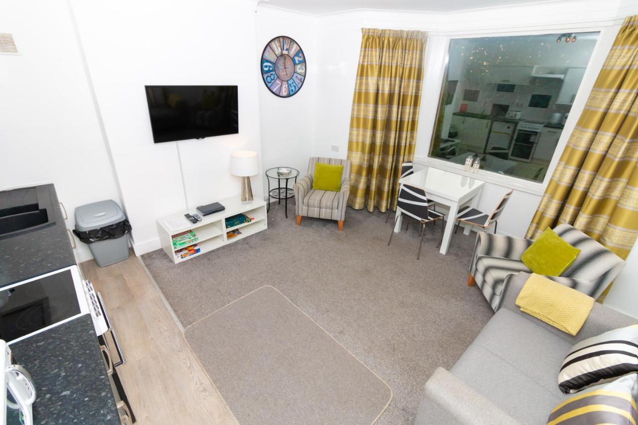 379 Dundee Apartments מראה חיצוני תמונה